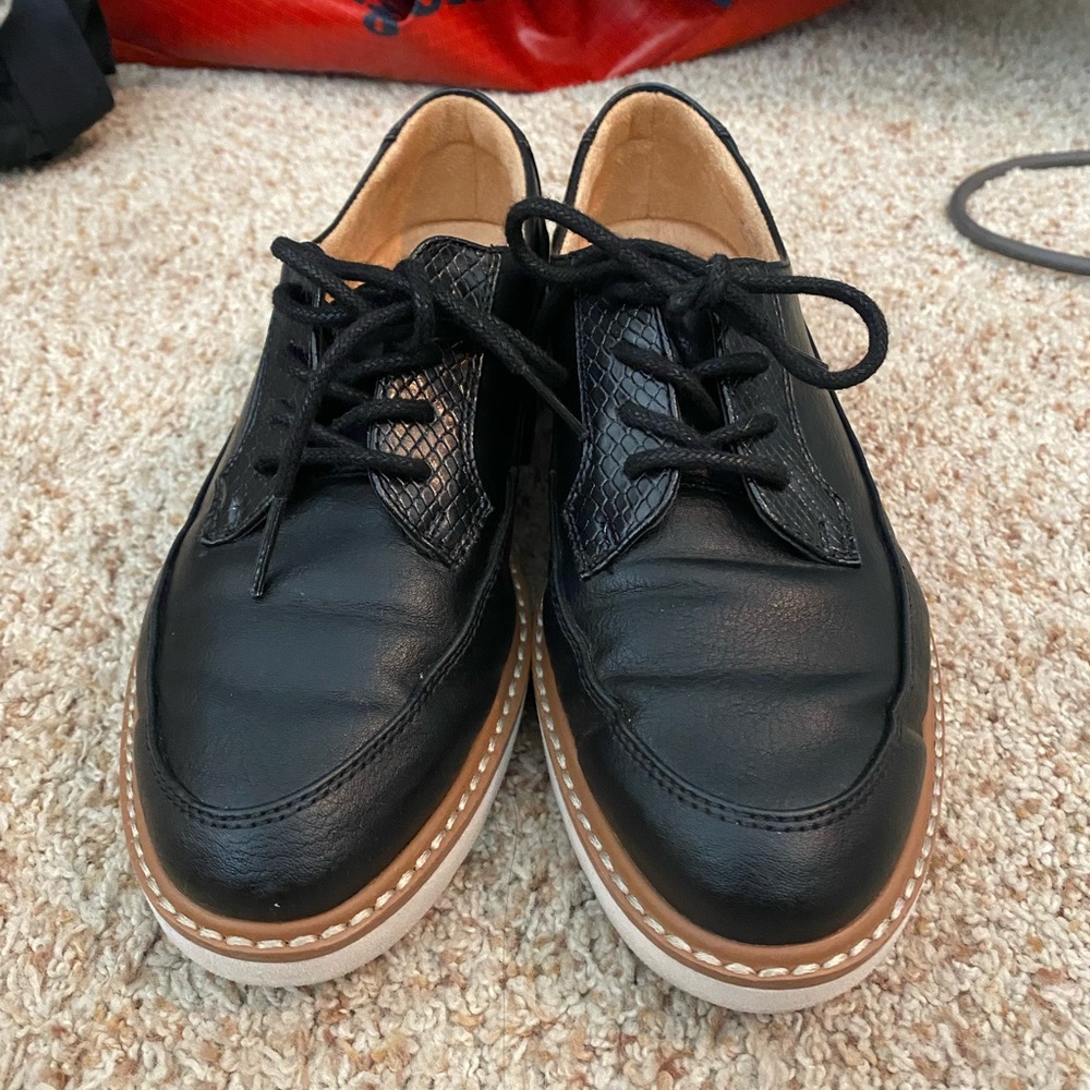 Naturalizer SUPER COMFY lace up loafers